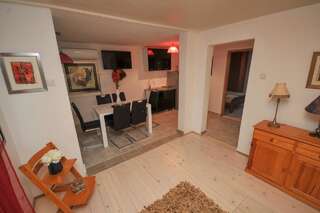 Апартаменты Apartmani Melina Добра-Вода Апартаменты с 2 спальнями-6